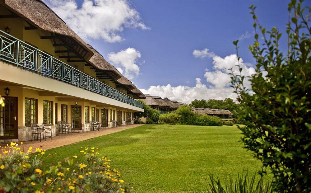 Champagne Sports Resort Drakensberg Exterior photo